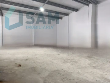 Apartamento T1 para Venda em Santa Maria, São Pedro e Matacães