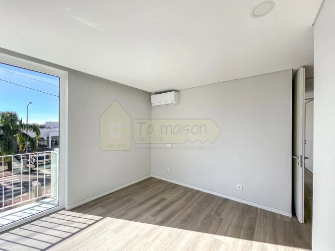 Apartamento T3 para Venda em Almancil Foto 11