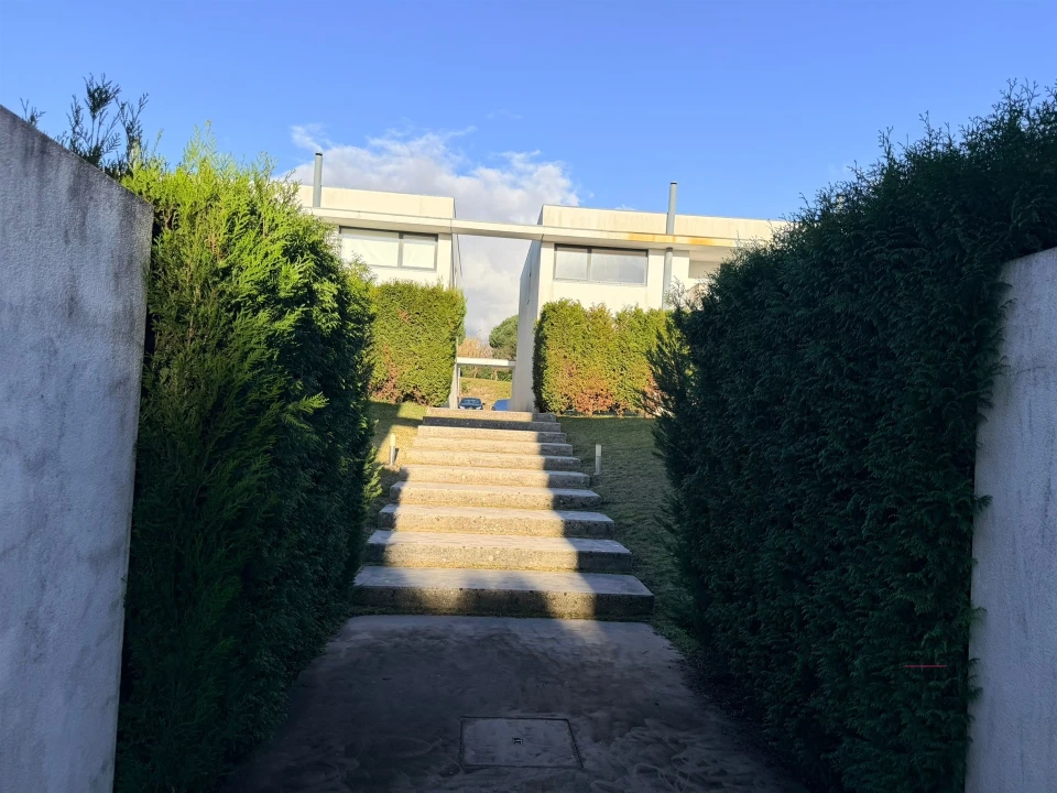 Moradia T3 para Venda em Castêlo da Maia Foto 23