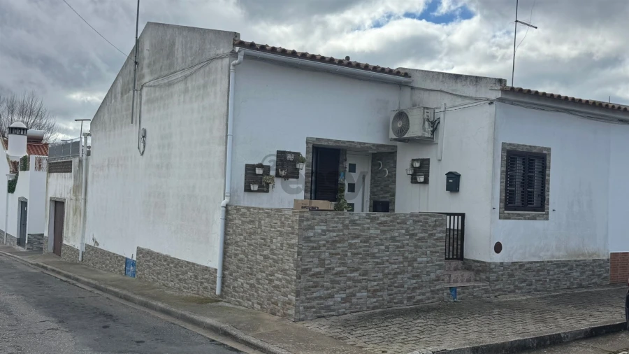 Moradia T2 para Venda em Castro Verde e Casével Foto 2