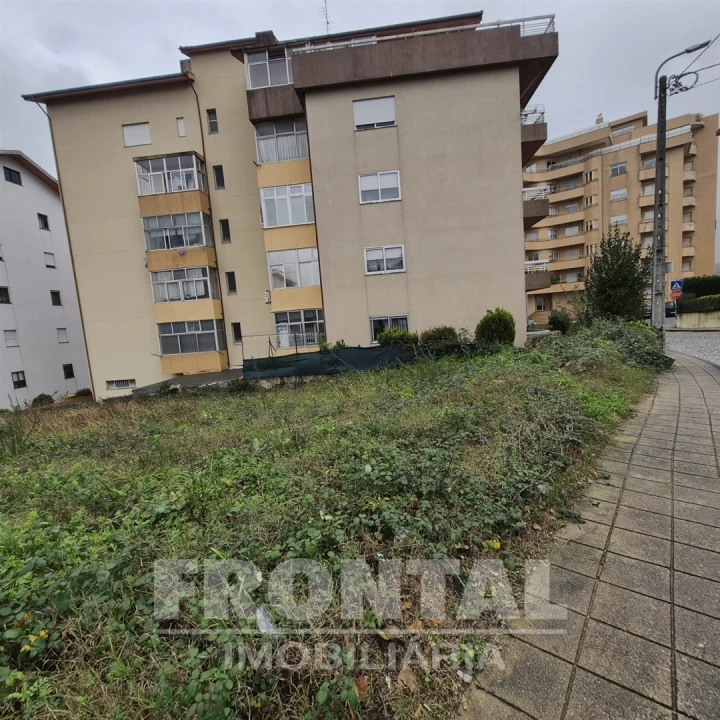 Terreno para Venda em Rio Tinto Foto 8