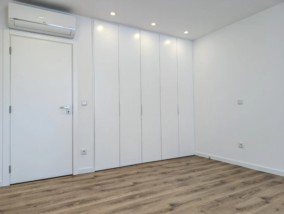 Apartamento T3 para Arrendamento em Glória e Vera Cruz Foto 14