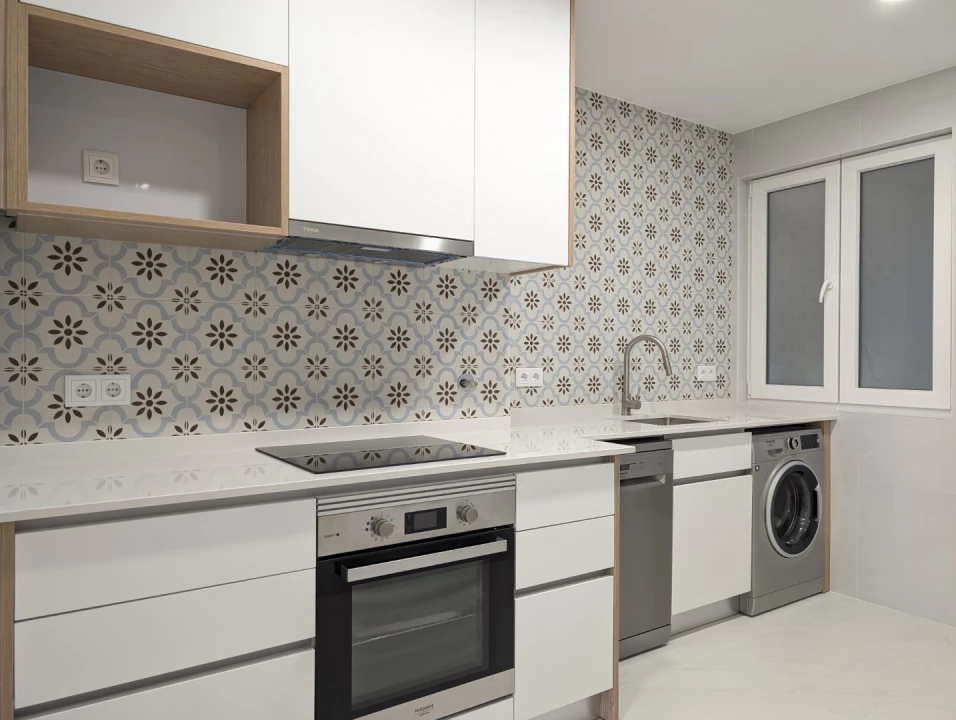 Apartamento T3 para Arrendamento em Glória e Vera Cruz Foto 1