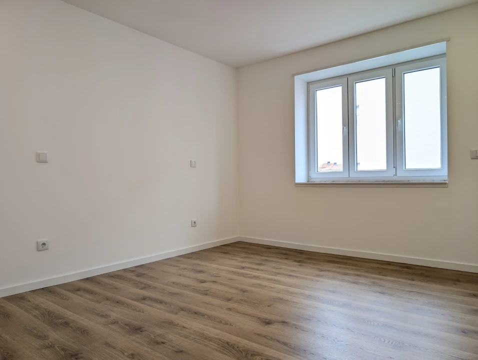 Apartamento T3 para Arrendamento em Glória e Vera Cruz Foto 15