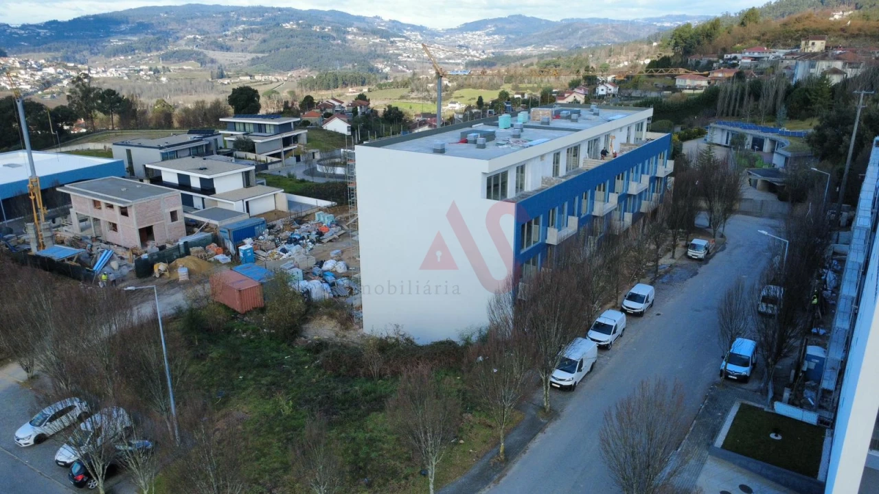 Apartamento T3 para Venda em Pombeiro de Ribavizela Foto 7