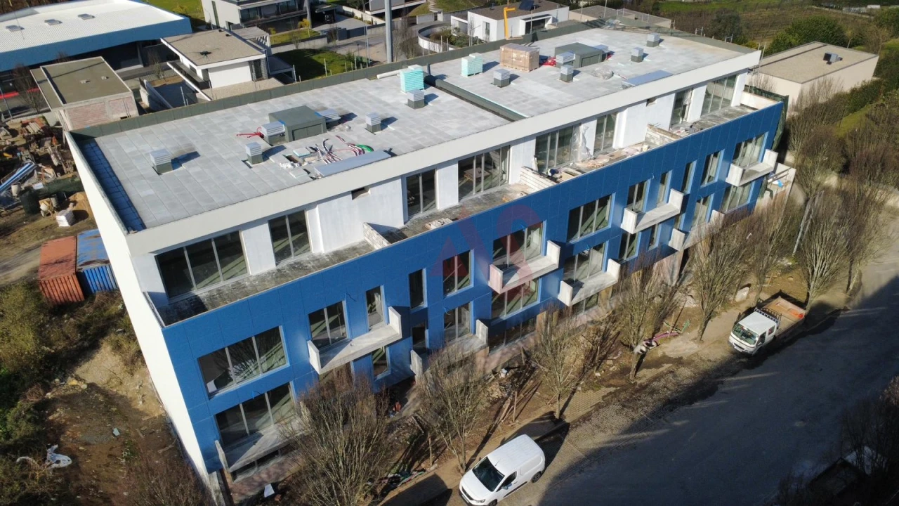 Apartamento T3 para Venda em Pombeiro de Ribavizela Foto 6