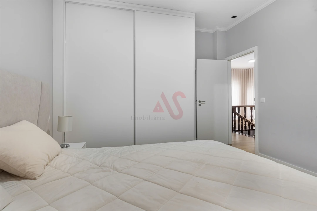 Moradia T4 para Venda em Torrados e Sousa Foto 19