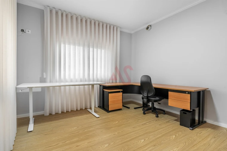 Moradia T4 para Venda em Torrados e Sousa Foto 12