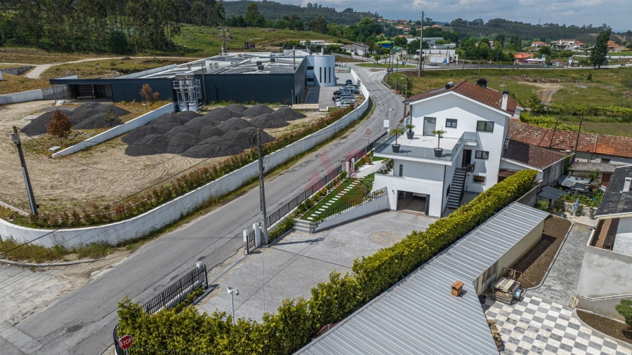 Moradia T4 para Venda em Torrados e Sousa Foto 40