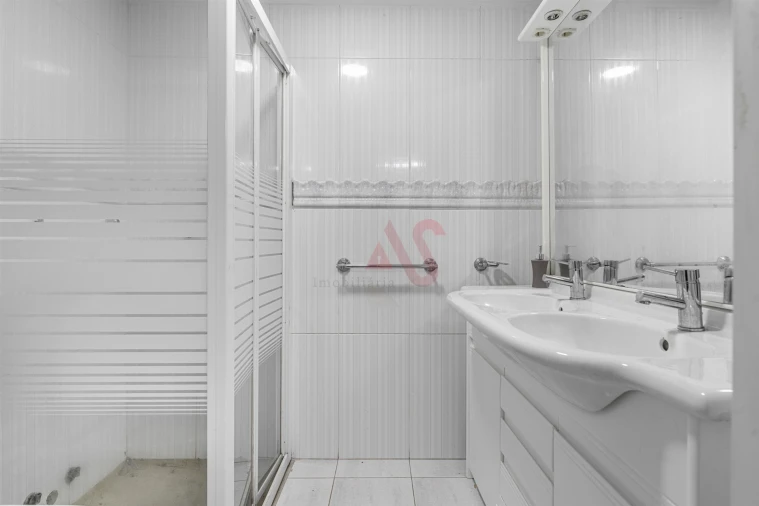 Moradia T4 para Venda em Torrados e Sousa Foto 27