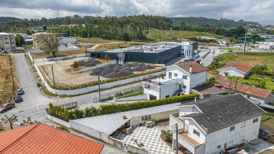 Moradia T4 para Venda em Torrados e Sousa Foto 36
