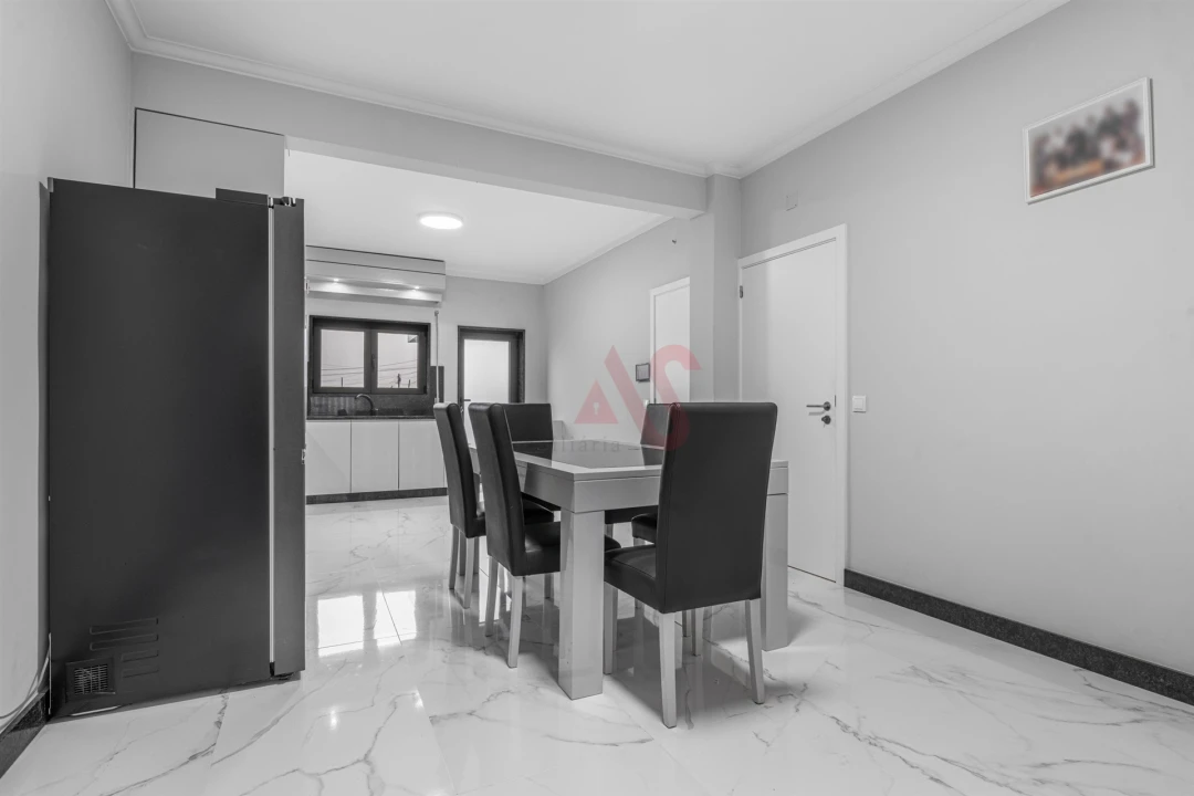 Moradia T4 para Venda em Torrados e Sousa Foto 10