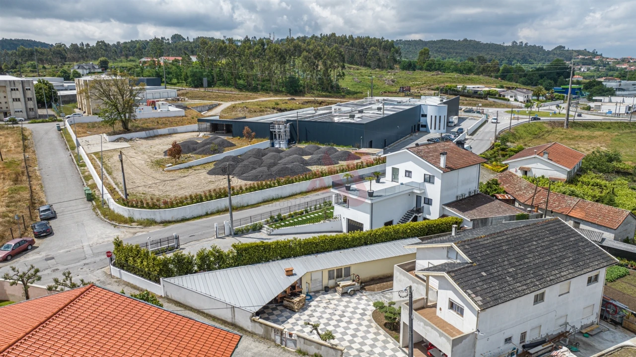 Moradia T4 para Venda em Torrados e Sousa Foto 36