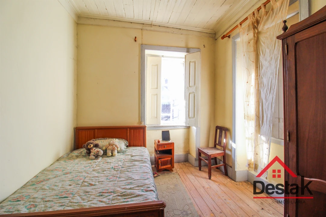 Moradia T4 para Venda em Queirã Foto 20