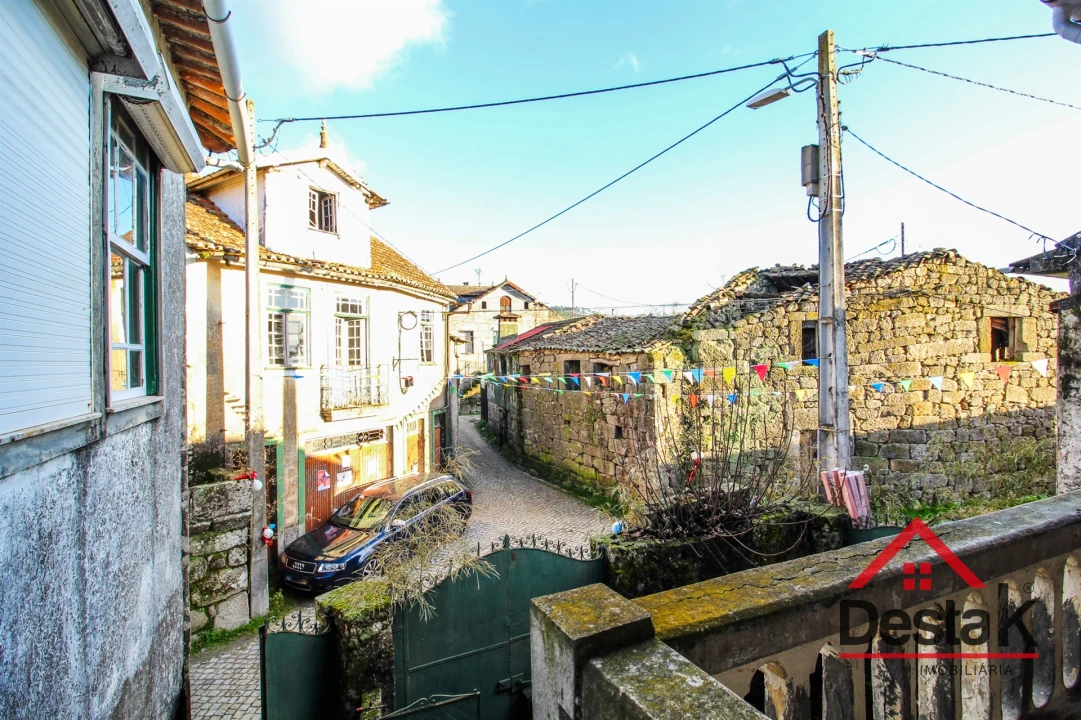 Moradia T4 para Venda em Queirã Foto 25