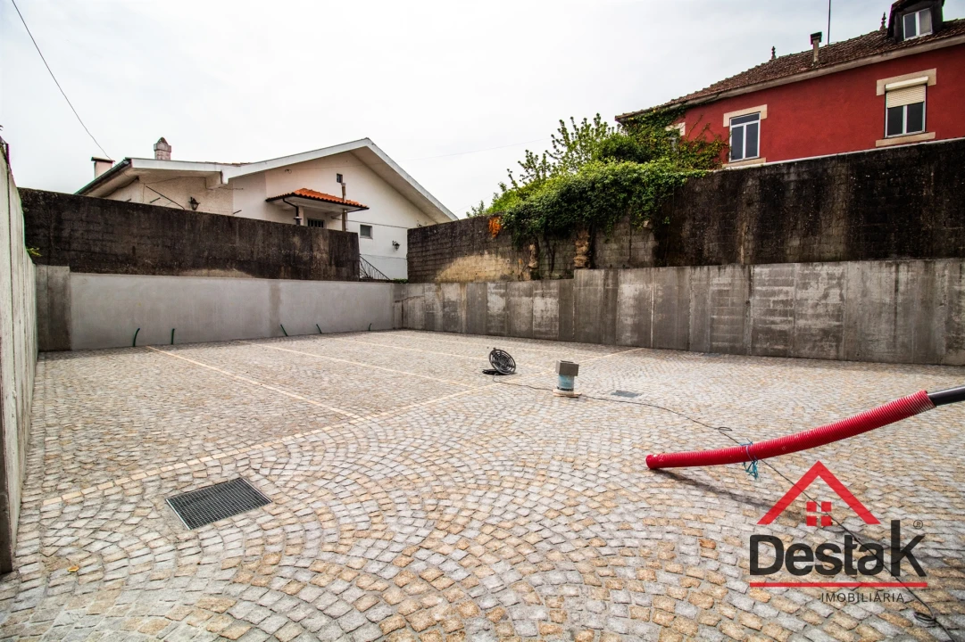 Apartamento T1 para Venda em Viseu Foto 15