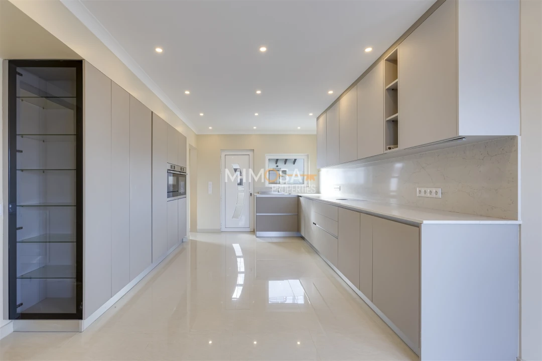 Moradia T4 para Venda em Lagos (São Sebastião e Santa Maria) Foto 20