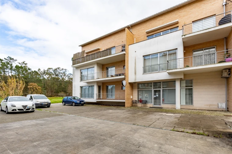 Apartamento T3 para Venda em Guia, Ilha e Mata Mourisca Foto 2