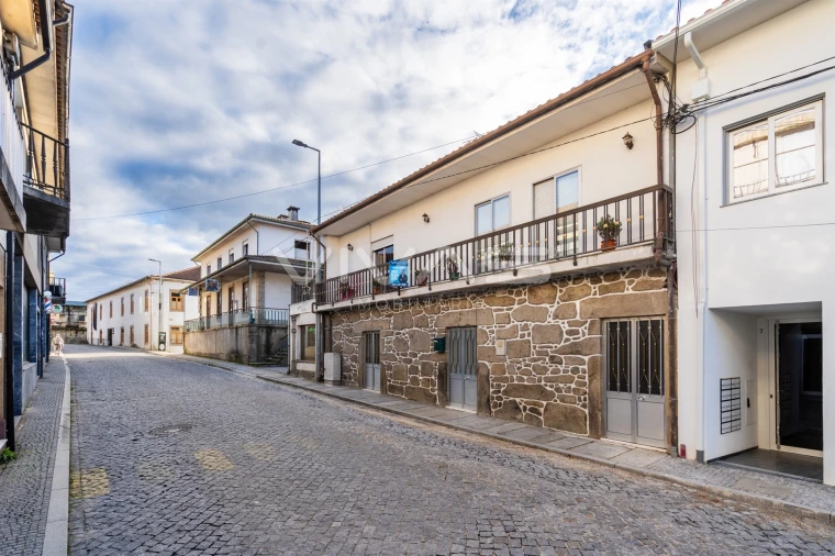 Moradia T4 para Venda em Amares e Figueiredo Foto 1