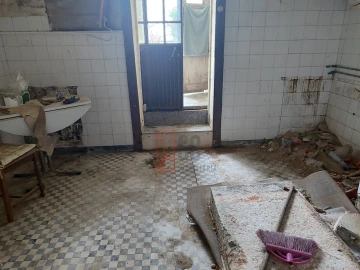Prédio para Venda em Pedroso e Seixezelo
