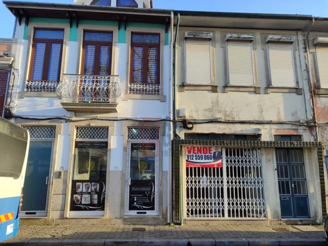 Prédio para Venda em Pedroso e Seixezelo