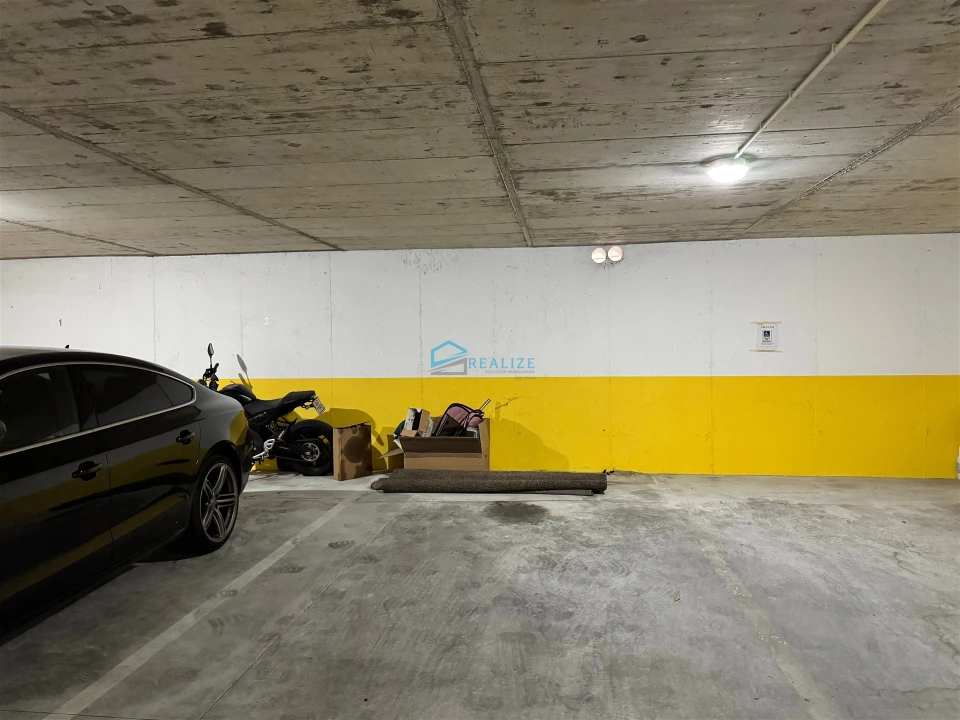 Apartamento T1 para Arrendamento em Nossa Senhora da Conceição, São Pedro e São Dinis Foto 12