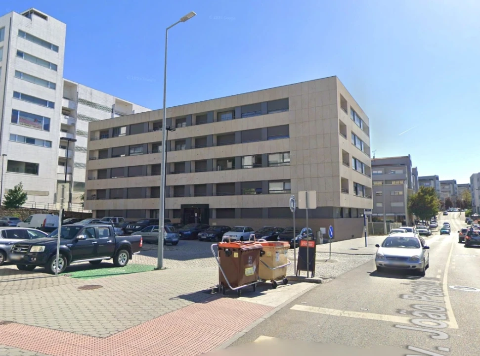 Apartamento T1 para Arrendamento em Nossa Senhora da Conceição, São Pedro e São Dinis Foto 15