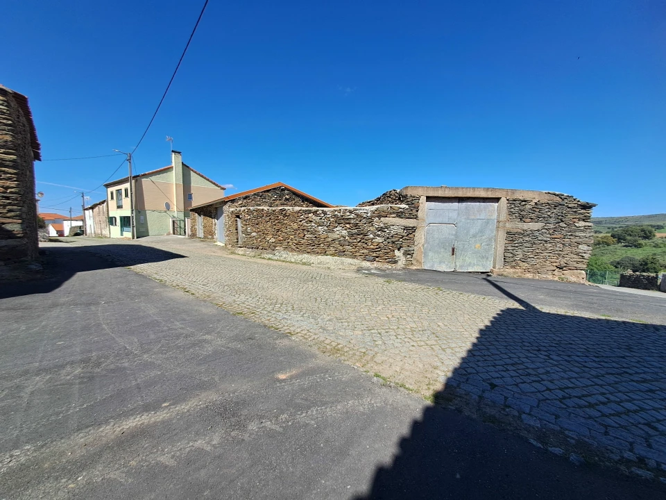 Moradia T0 para Venda em Sendim e Atenor Foto 6