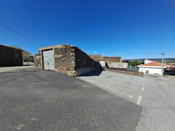 Moradia T0 para Venda em Sendim e Atenor Foto 7