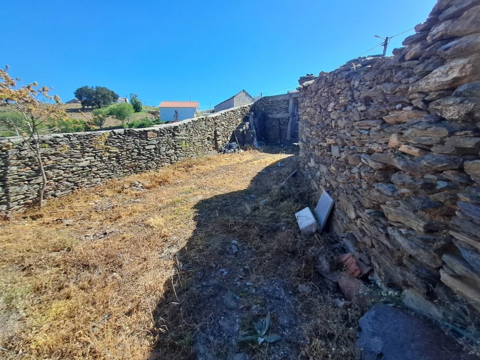 Moradia T0 para Venda em Sendim e Atenor Foto 13