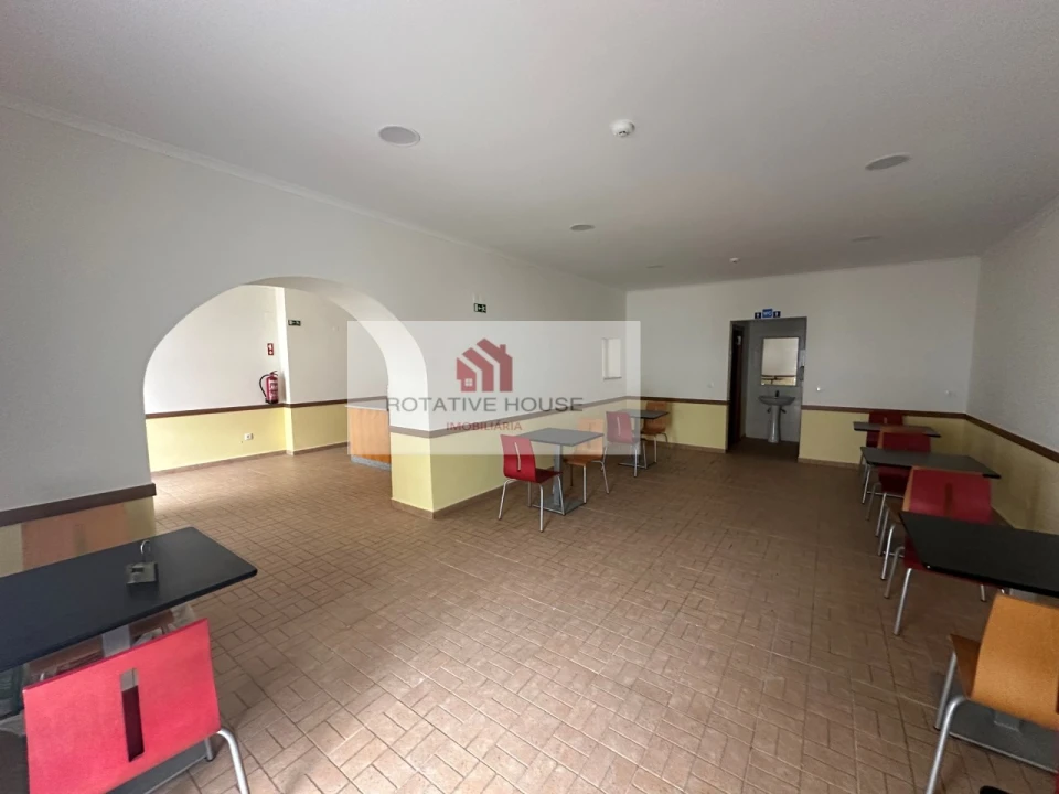 Negócio para Arrendamento em Santa Eulalia Foto 6