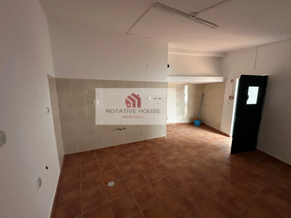 Negócio para Arrendamento em Santa Eulalia Foto 11