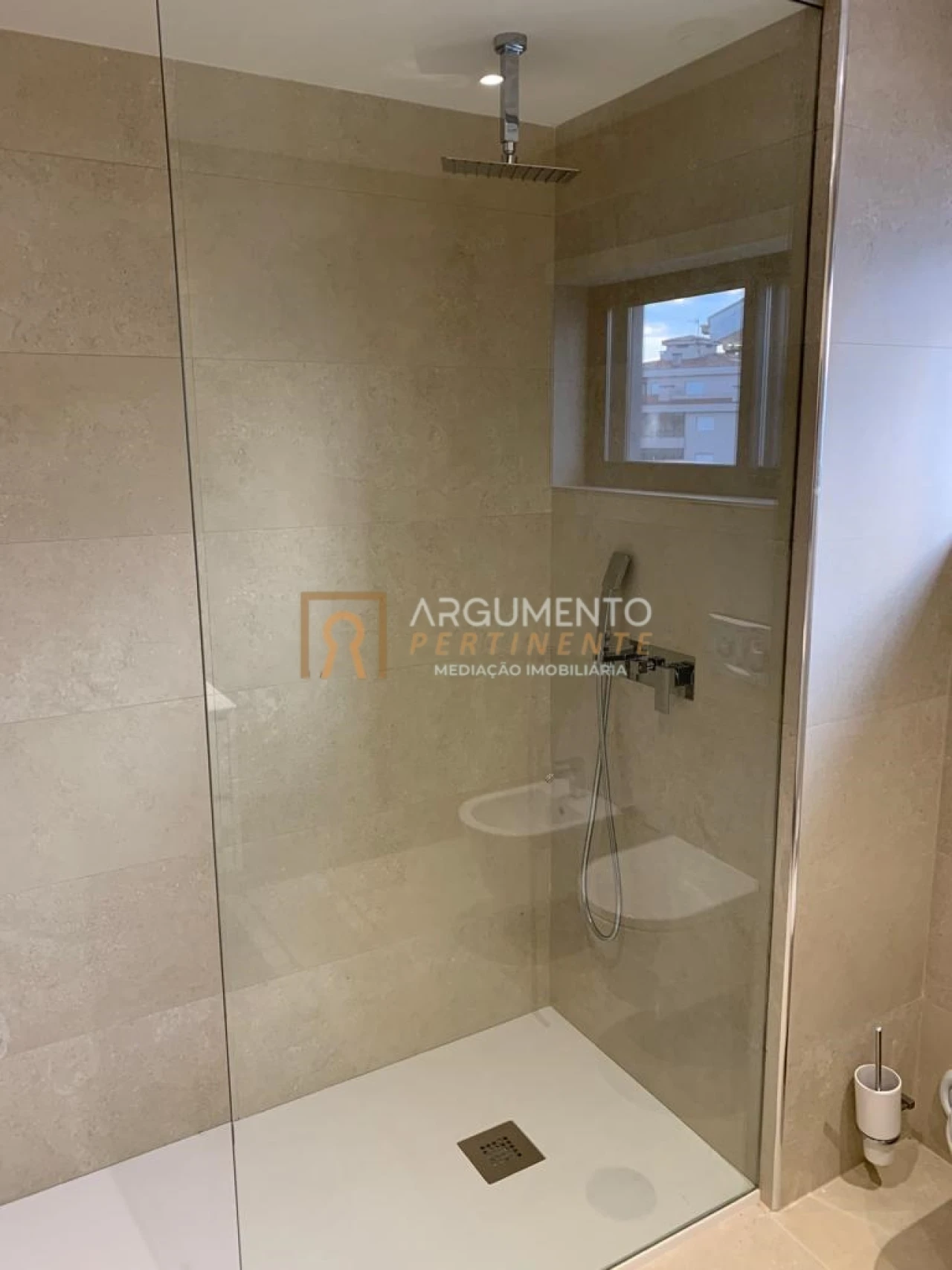 Moradia T3 para Venda em Cidade da Maia Foto 15