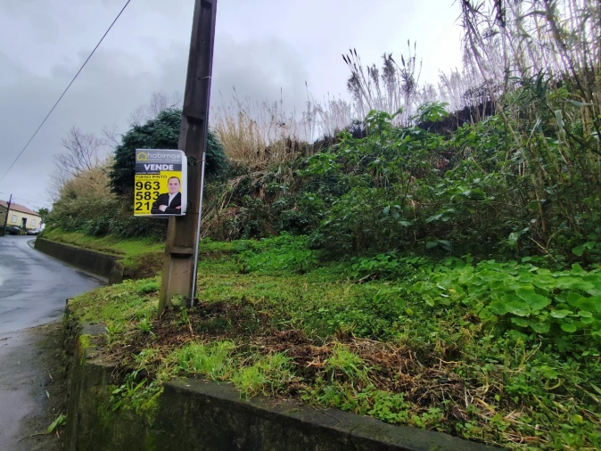 Terreno para Venda em Ajuda da Bretanha Foto 1