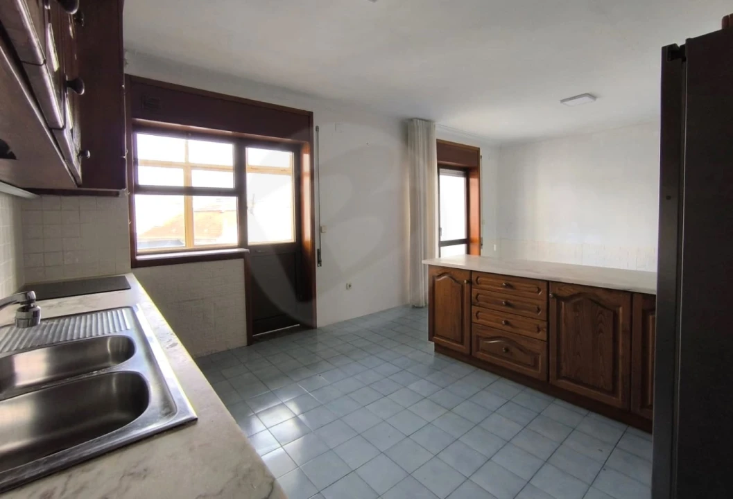 Apartamento T3 para Venda em Aver-O-Mar, Amorim e Terroso Foto 31