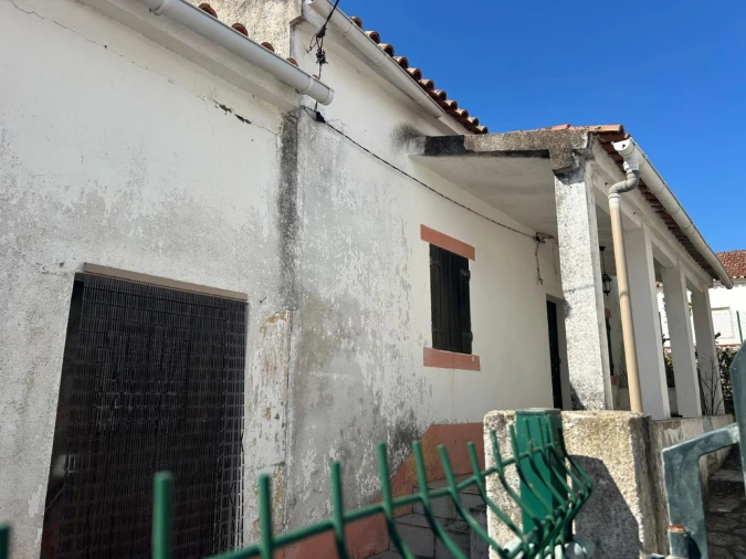 Moradia T3 para Venda em Valhascos Foto 1