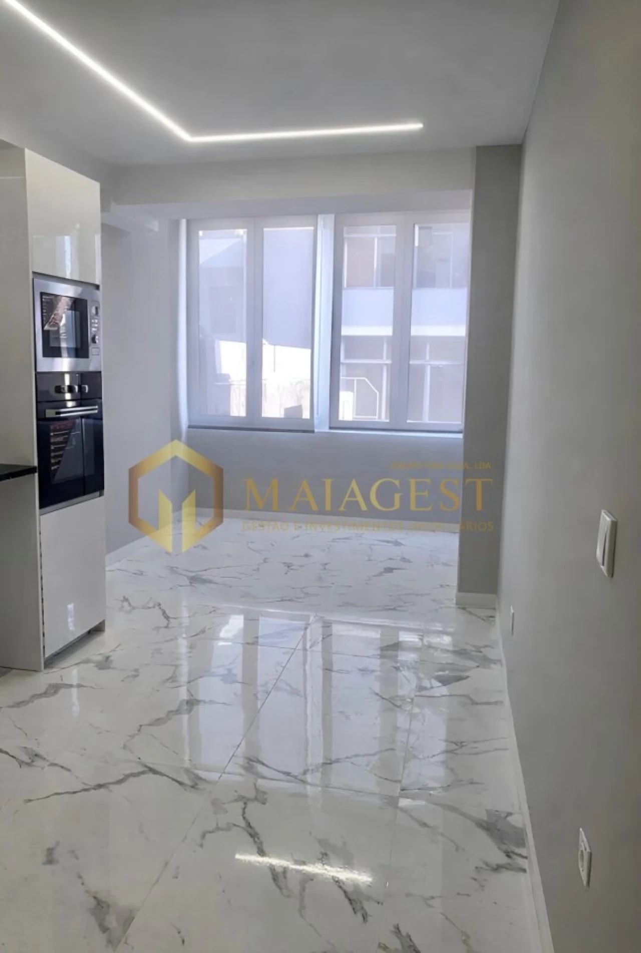 Apartamento T2 para Venda em Campanhã Foto 4
