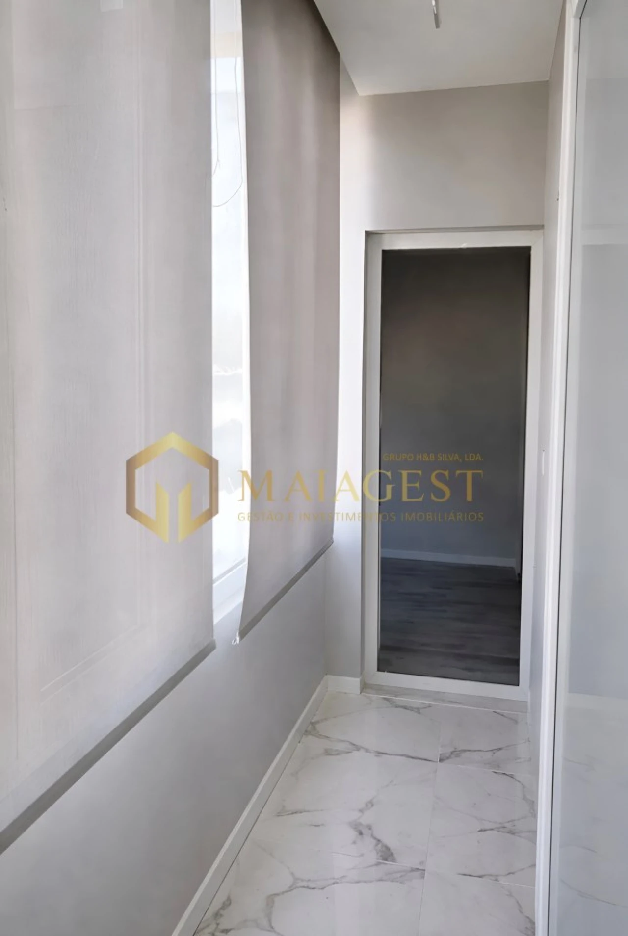 Apartamento T2 para Venda em Campanhã Foto 9