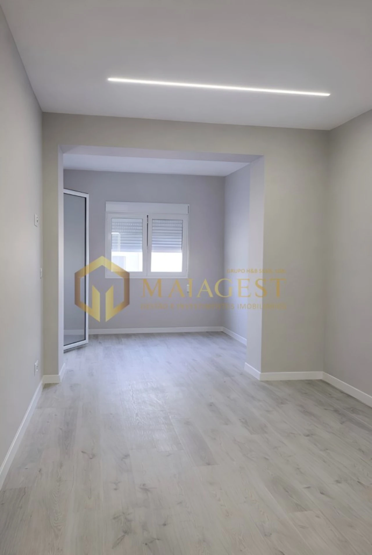 Apartamento T2 para Venda em Campanhã Foto 10