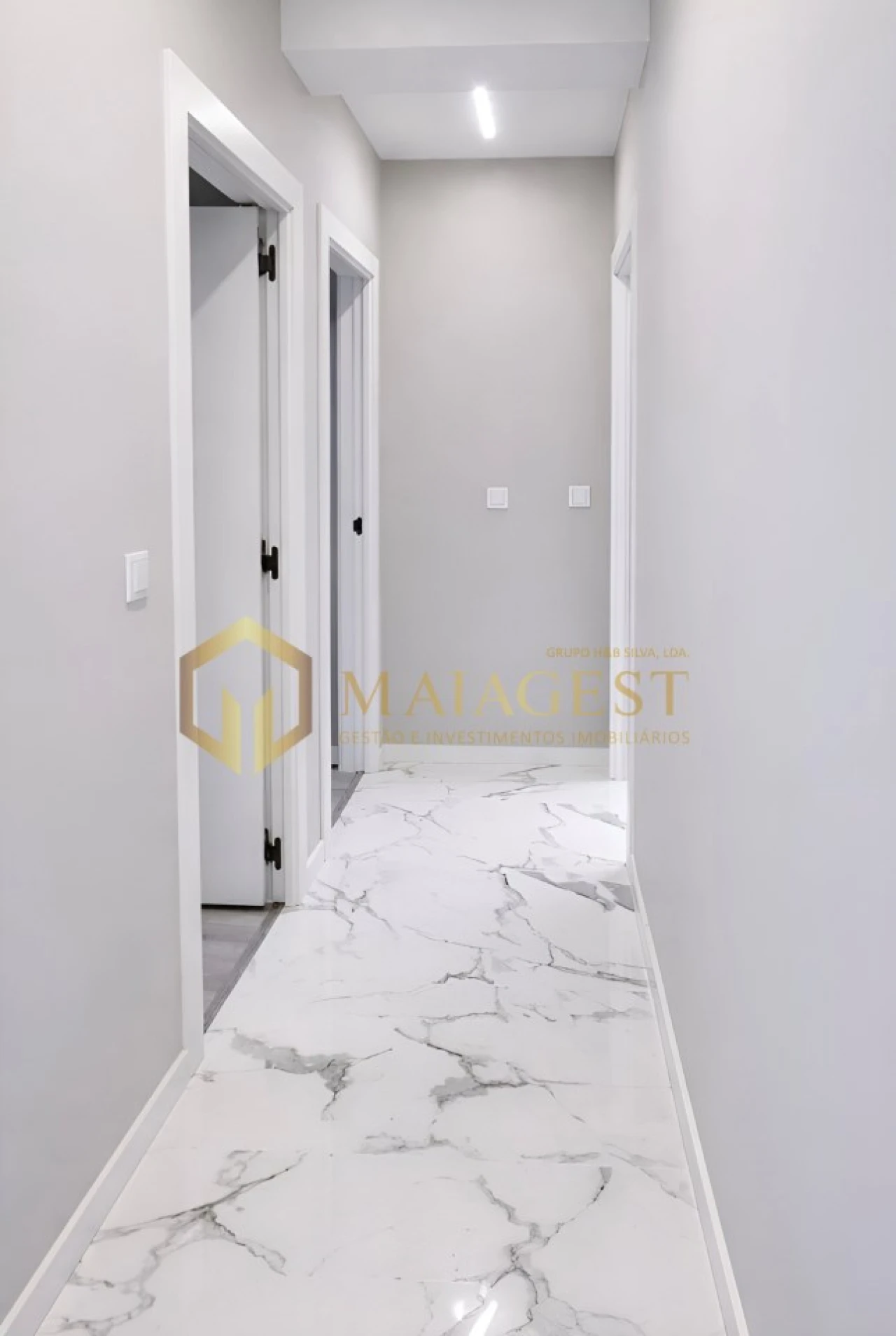 Apartamento T2 para Venda em Campanhã Foto 15