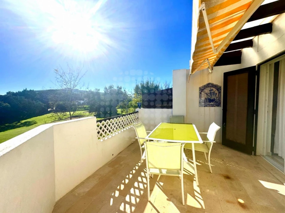 Apartamento T2 para Venda em Albufeira e Olhos de Água Foto 1