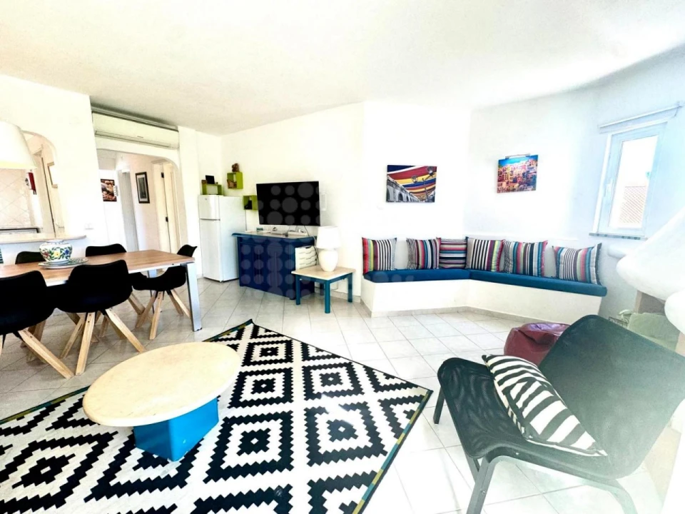 Apartamento T2 para Venda em Albufeira e Olhos de Água Foto 4