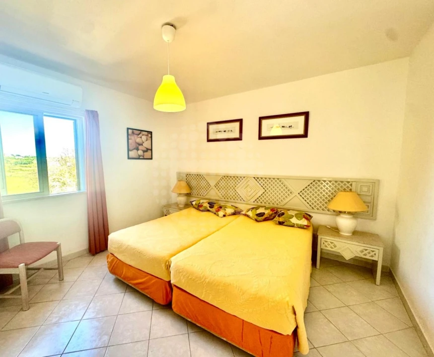 Apartamento T2 para Venda em Albufeira e Olhos de Água Foto 14