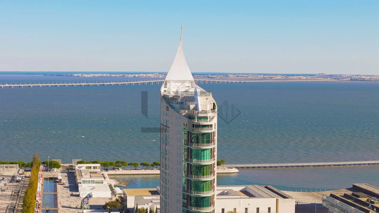 Apartamento T4 para Venda em Parque das Nações Foto 2