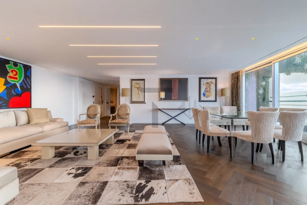 Apartamento T4 para Venda em Parque das Nações Foto 5