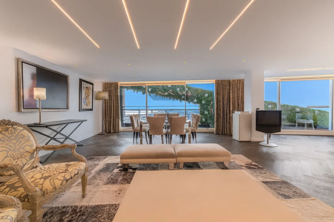 Apartamento T4 para Venda em Parque das Nações Foto 6