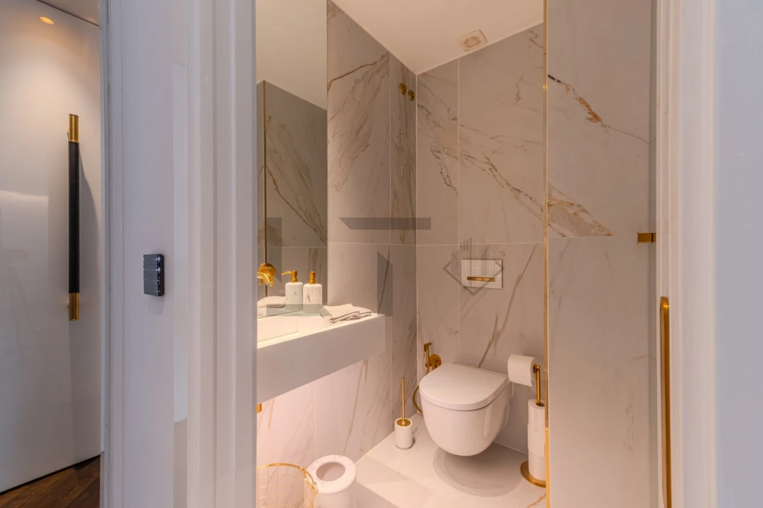 Apartamento T4 para Venda em Parque das Nações Foto 15