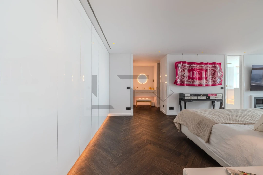 Apartamento T4 para Venda em Parque das Nações Foto 26