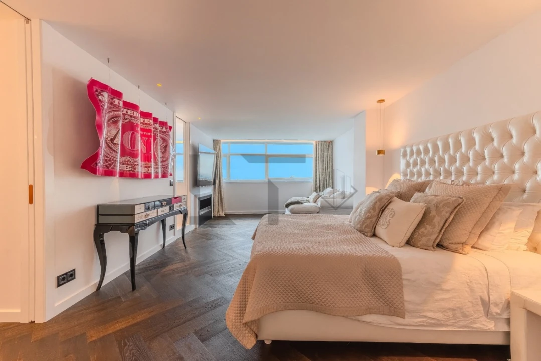 Apartamento T4 para Venda em Parque das Nações Foto 28