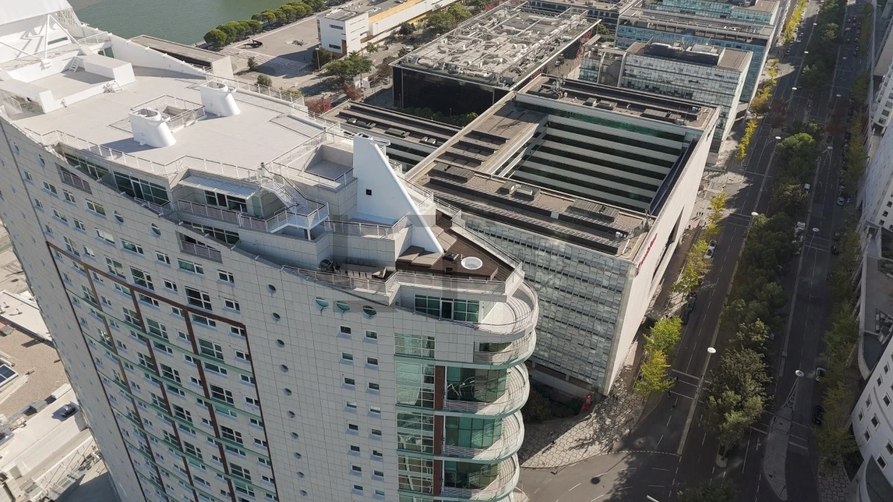 Apartamento T4 para Venda em Parque das Nações Foto 36